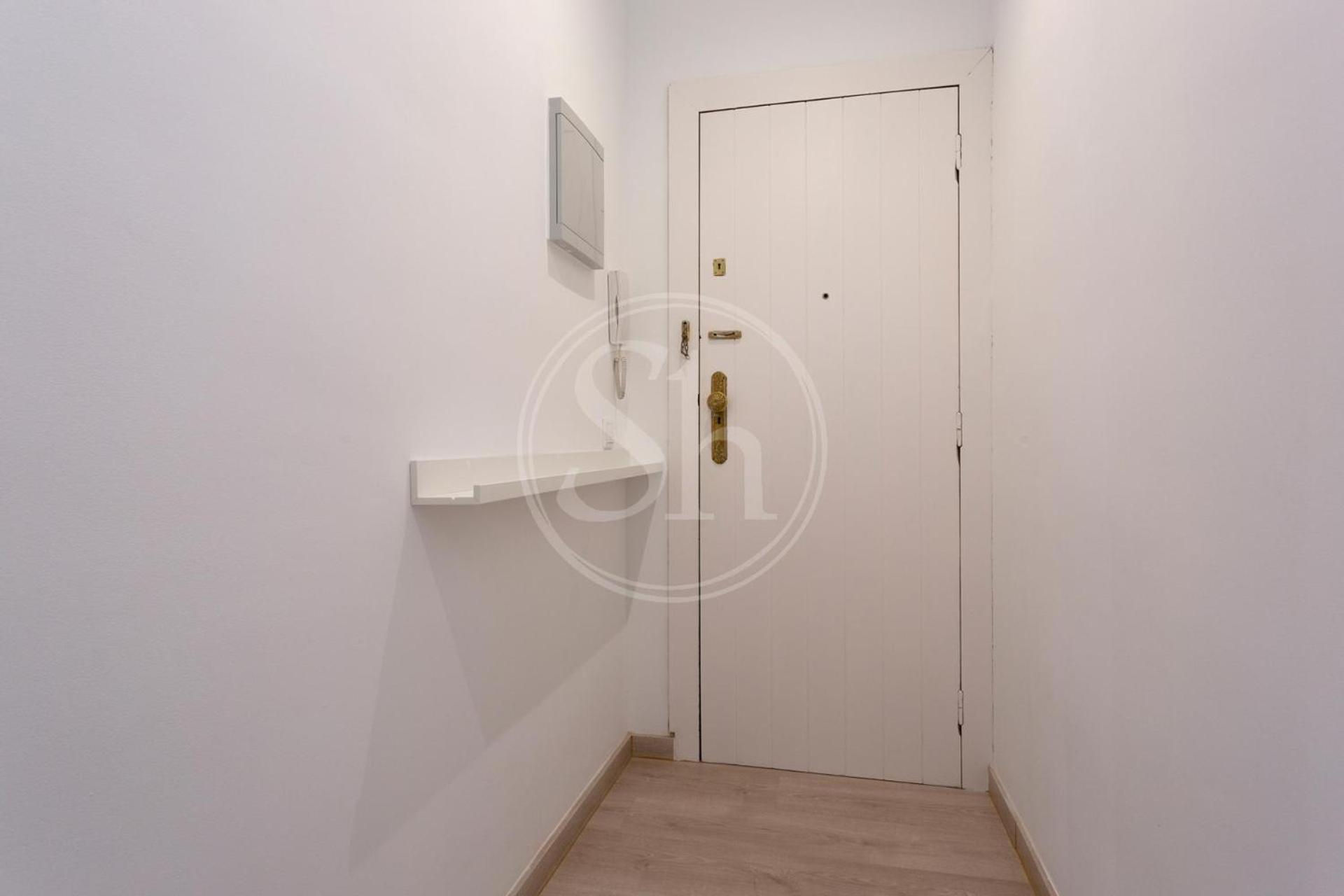 Apartamento Zona Sagrada Familia Iii *